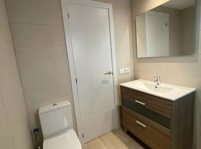 Apartamento Piso A 150 Mts De La Playa Con Espectacular Terraza Y Wifi *
