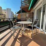 Piso A 150 Mts De La Playa Con Espectacular Terraza Y Wifi *